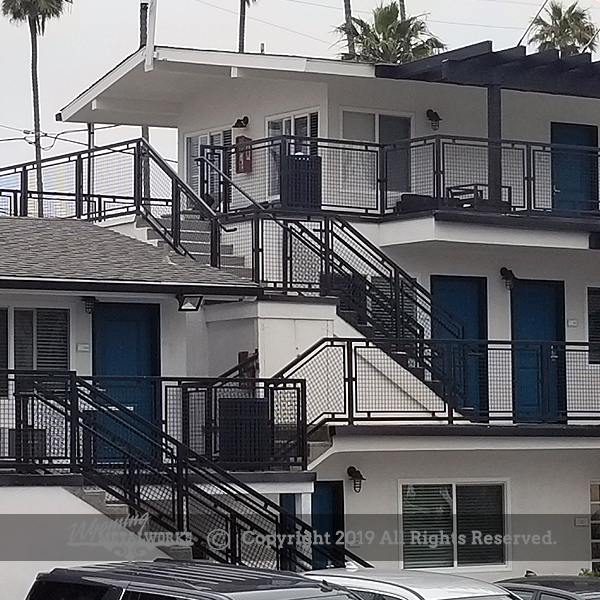 ADA compliant railing