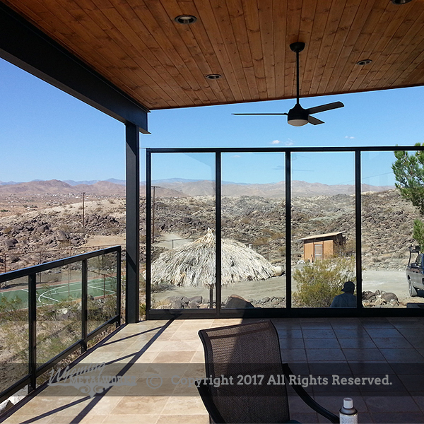 Exterior residential glass railing